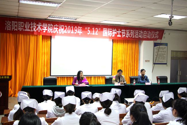 5cac502e73ef5.jpg